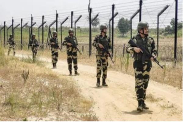 Four Injured in Border Skirmish in Tripura